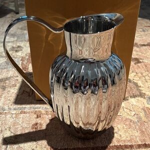 NWT Mary Jurek Design Silhouette Scalloped Pitcher